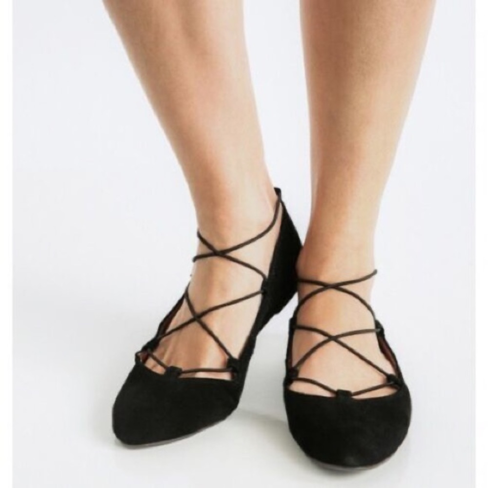 Lucky Brand Women's Aviee Lace-Up Ballet Flats, black, 11